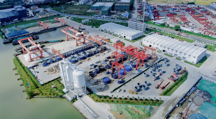 shanghai-fengling-renewables-achieves-milestone-with-the-worlds-first-180-meter-high-uhpc-hybrid-wind-tower-03.png